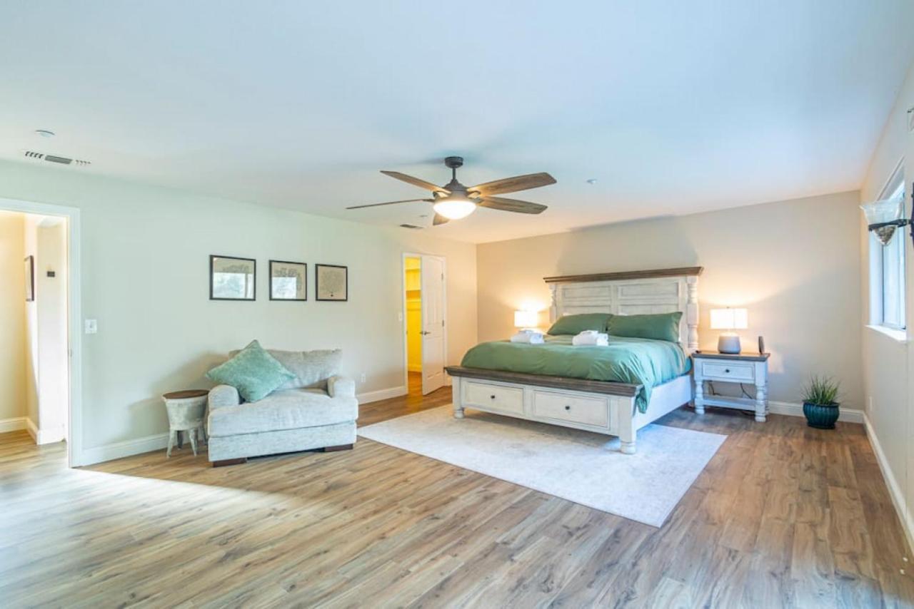 Mystic Mountain Villa, 14 Miles From Yosemite オークハースト エクステリア 写真